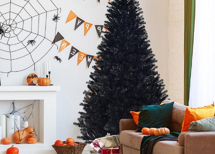 Black tree decoration ideas