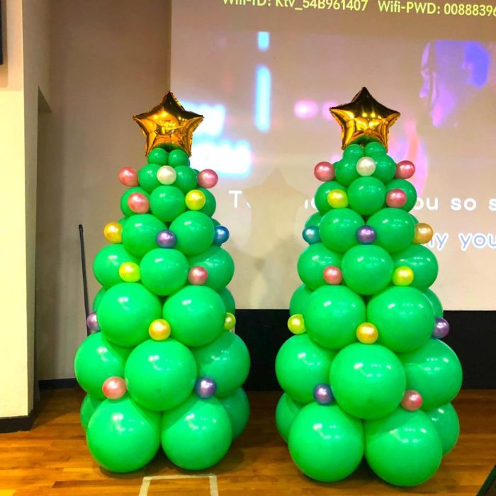 Balloon decoration christmas tree