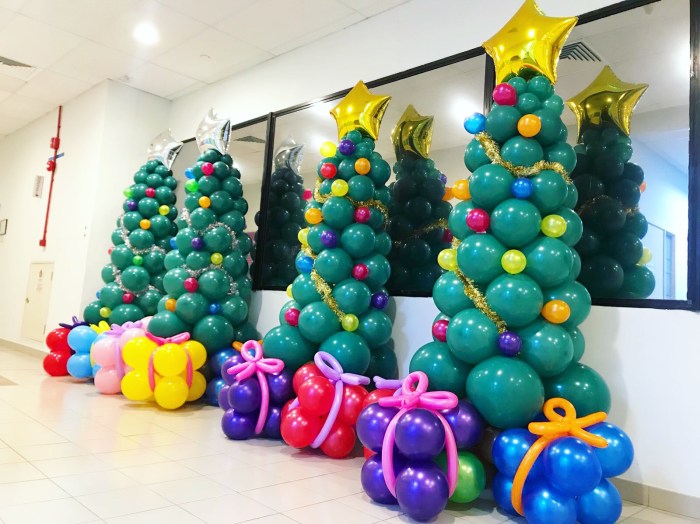 Balloon decoration christmas tree