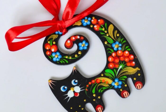 Black cat tree decoration