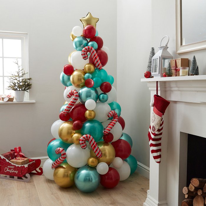 Balloon decoration christmas tree