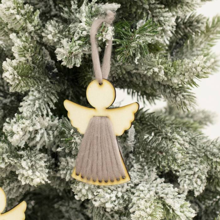 Angel christmas tree decoration