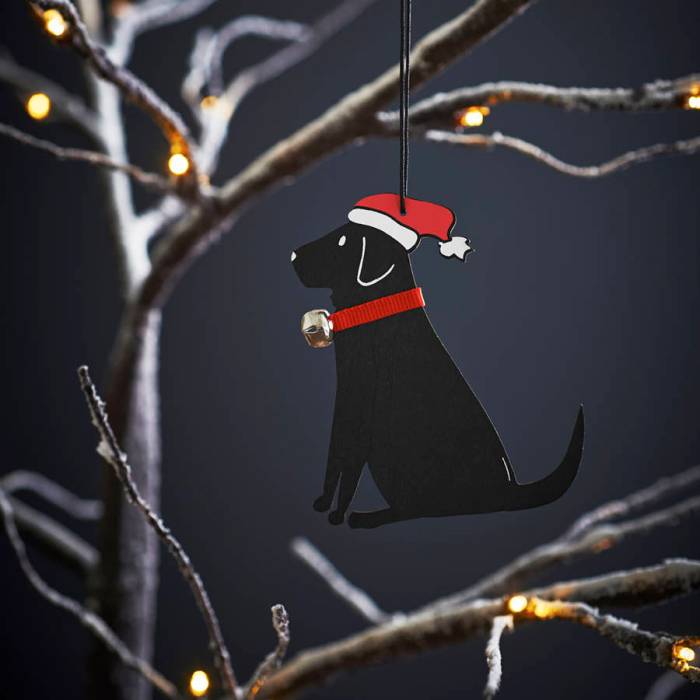 Black labrador tree decoration